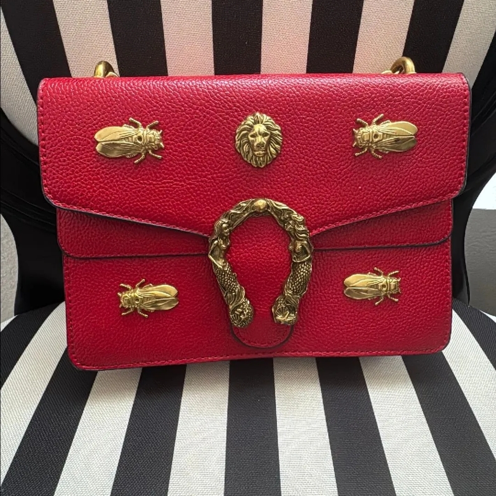 Elegant Red Fashion Bag with Gold Accents